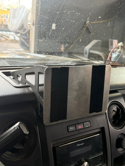 Ford Raptor G1 2010-2014 iPad Mount